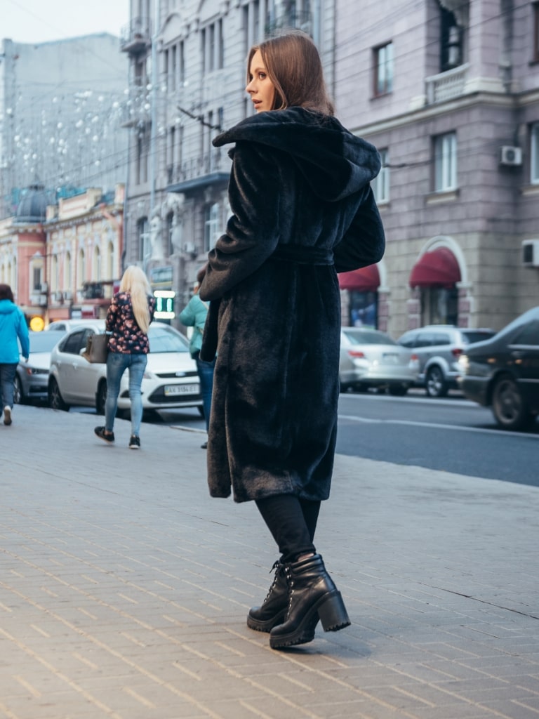 Приємна шуба зі штучного хутра – Photo 5